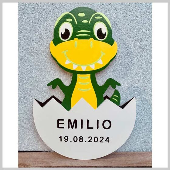 Geburtstafel-Dinosaurier---Kundenfoto-650x650